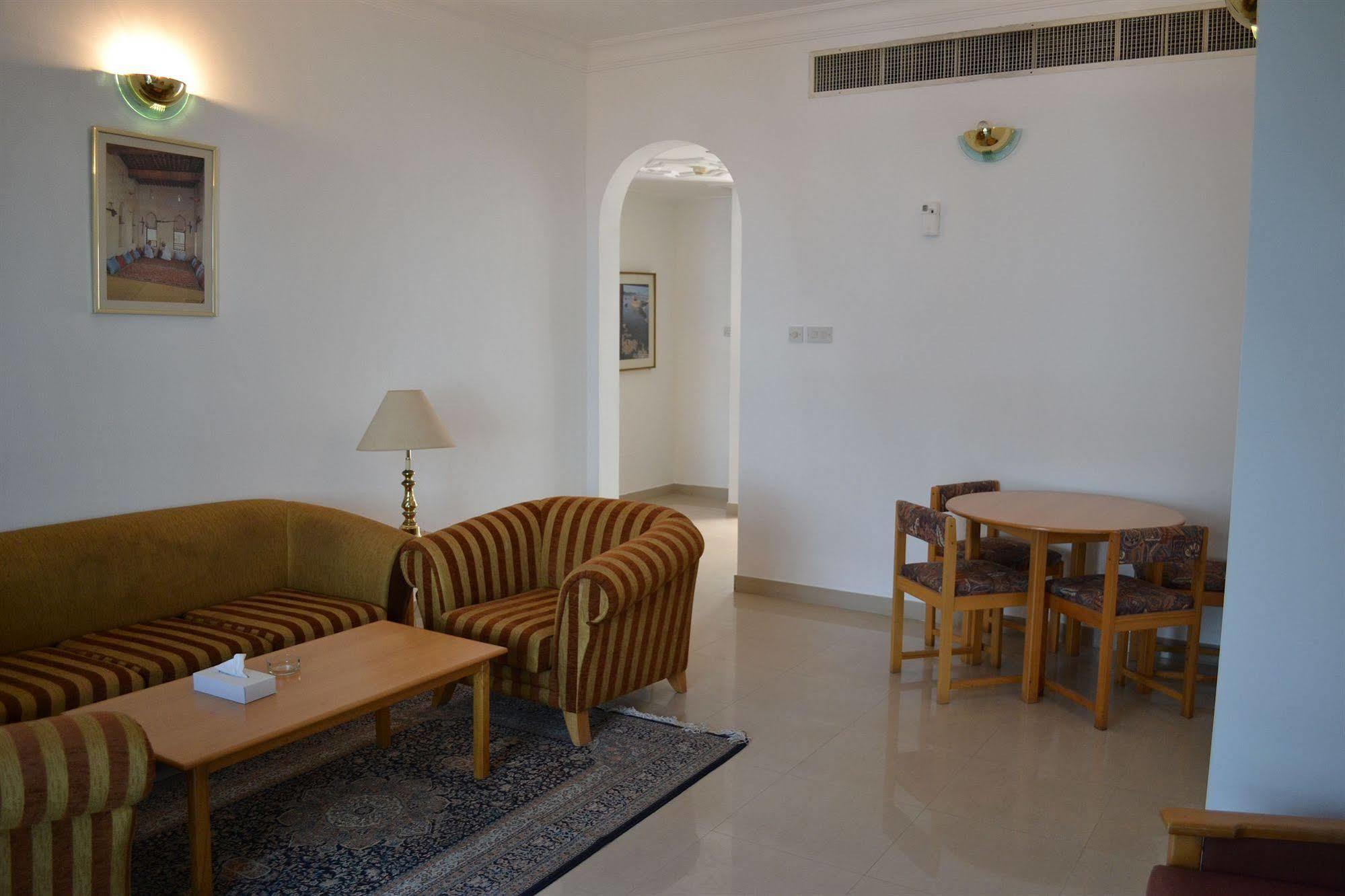 Beach Hotell Muscat Exteriör bild